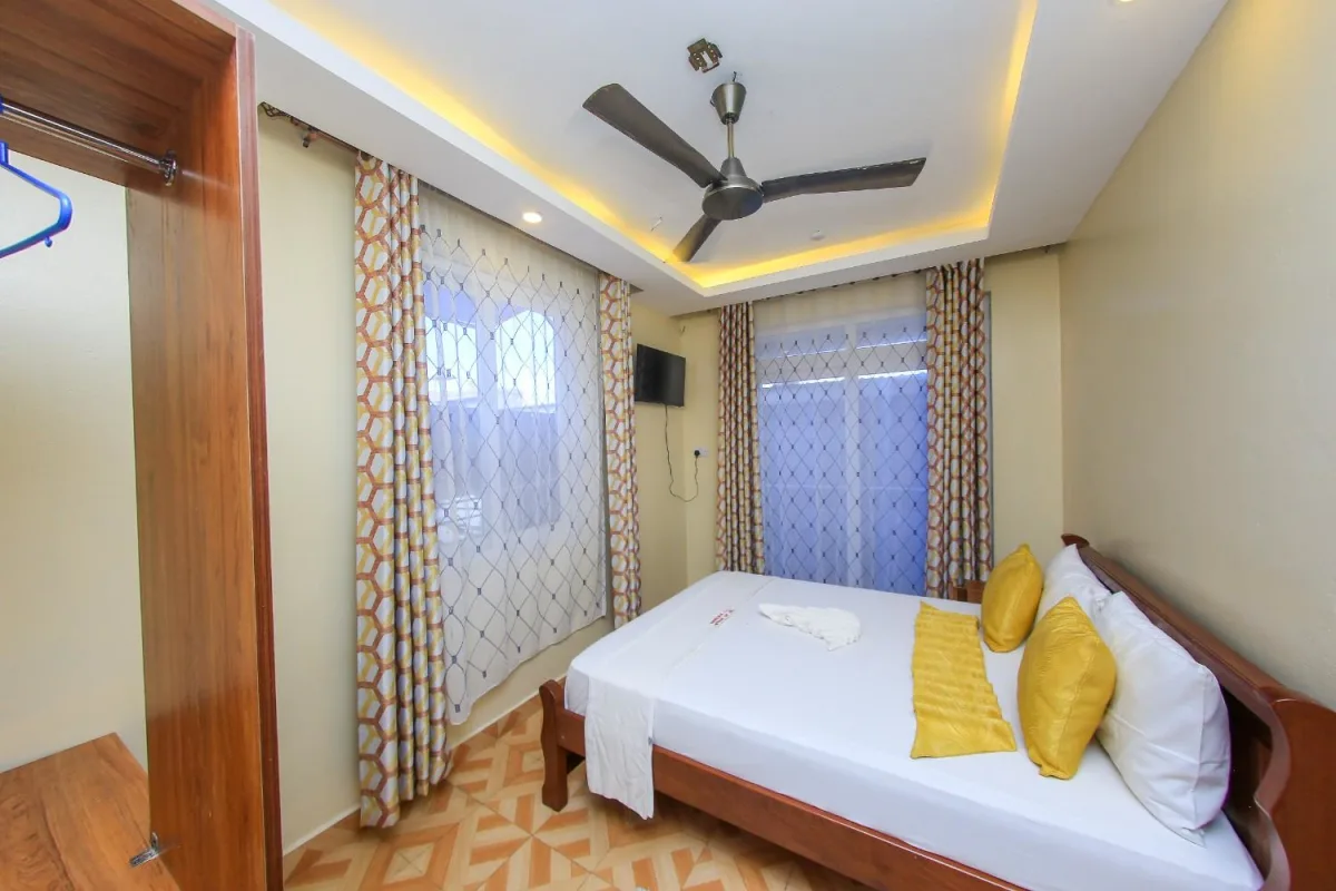 Family suite bedroom at Lemach Hotel