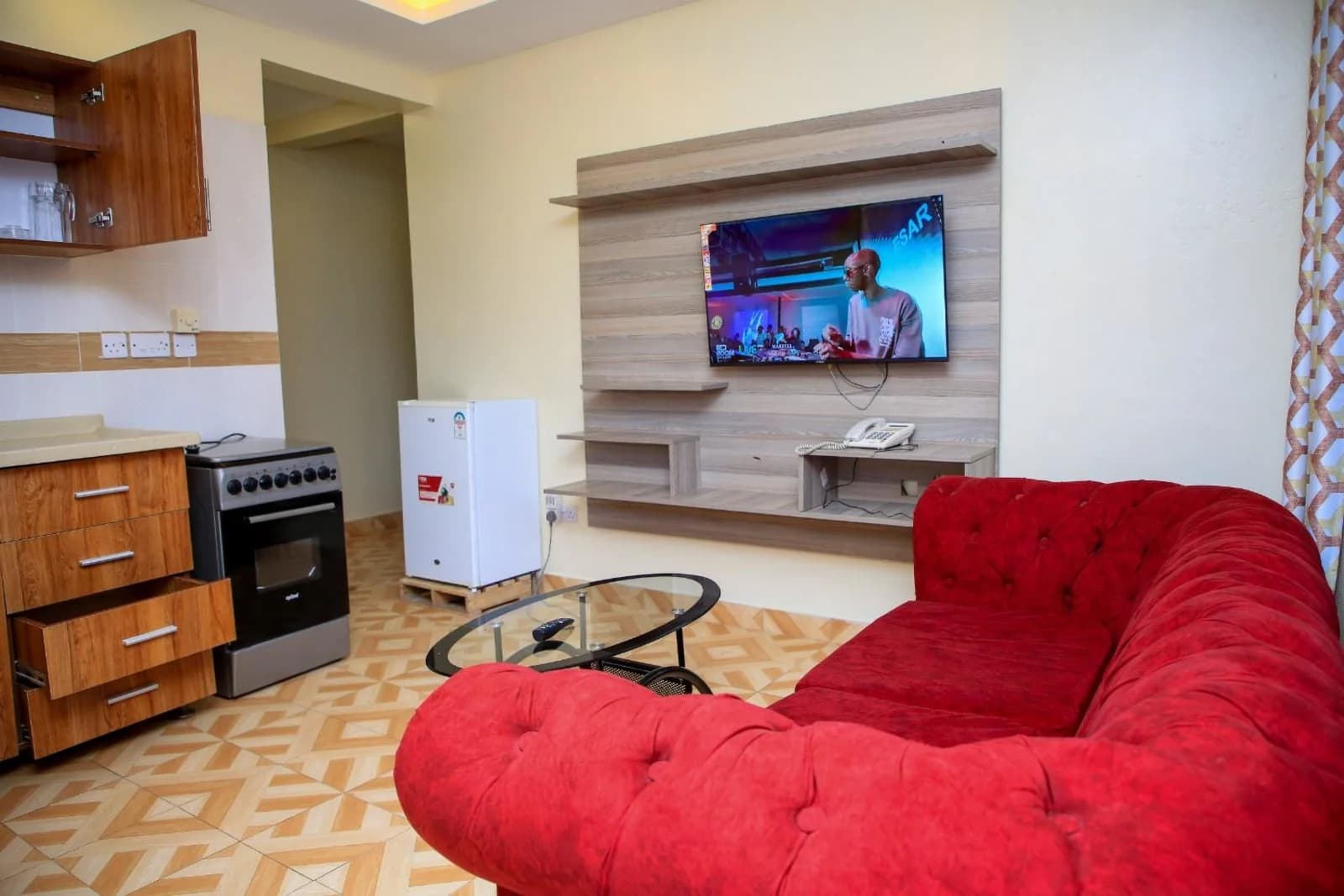Deluxe Room / Family Suite - Photo 4